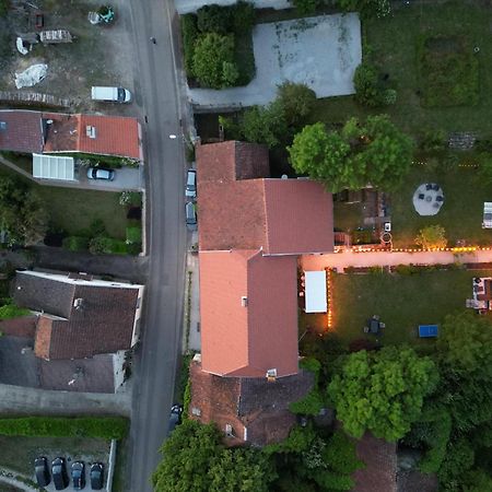Maison Egalite Melay  Екстериор снимка