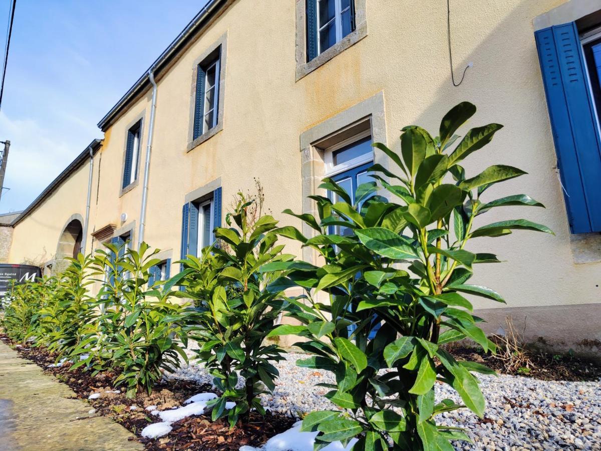 Maison Egalite Melay  Екстериор снимка