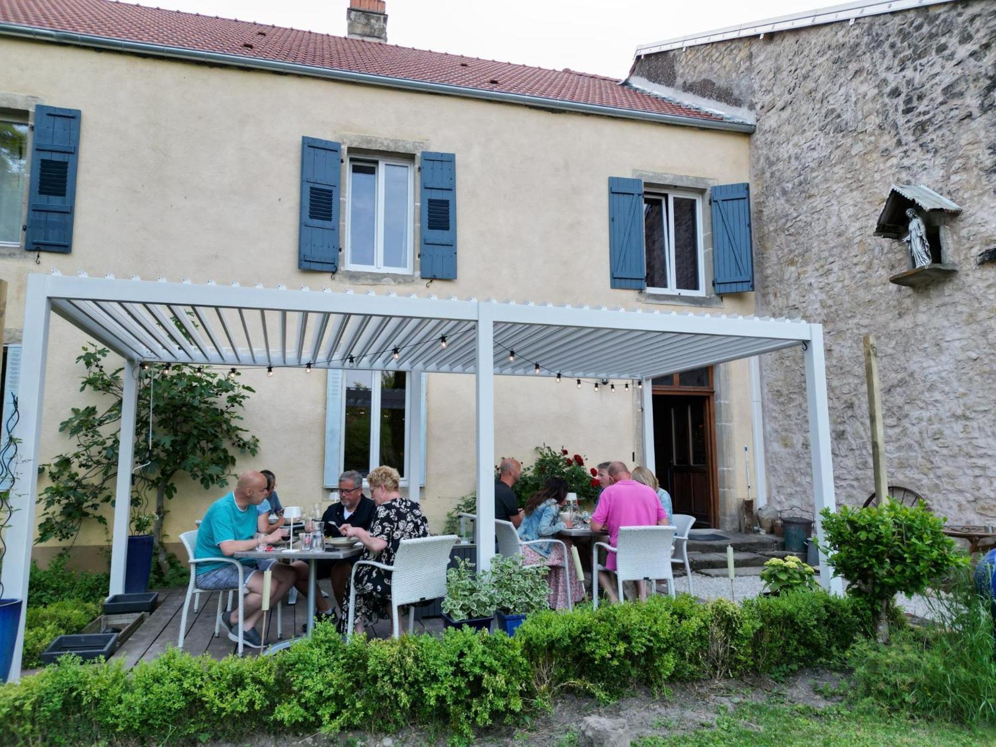Maison Egalite Melay  Екстериор снимка